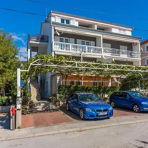  Apartman Pera